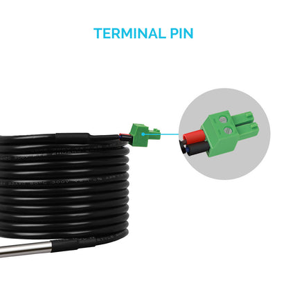 Close-up of the green terminal plug on the Renogy battery temperature sensor