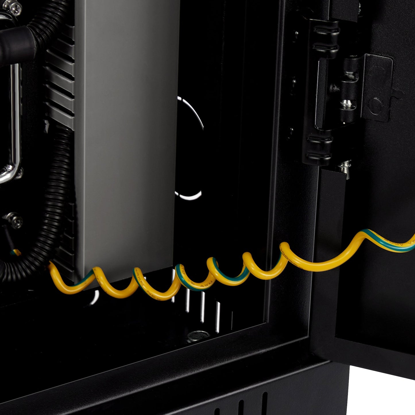 RICH SOLAR Battery Server Rack for ALPHA 5 PRO 6-Slot Enclosed Battery Cabinet product image 4